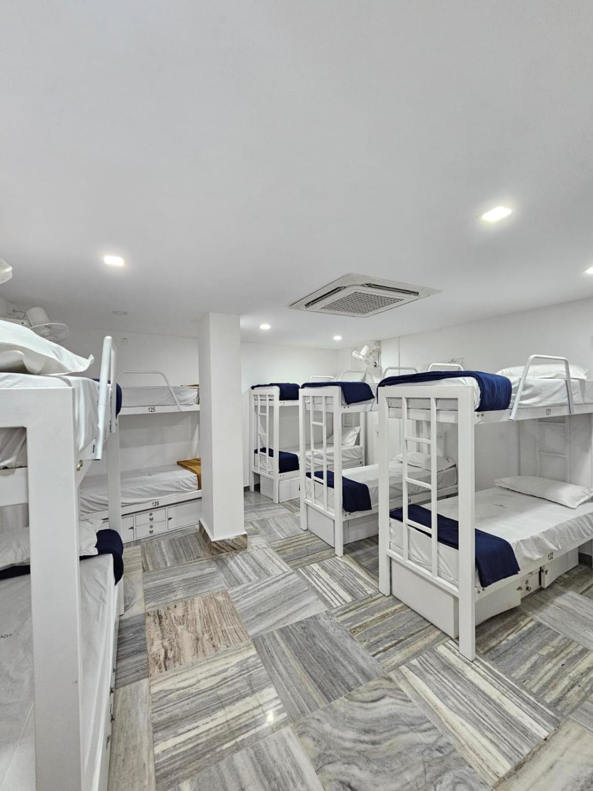 Lowfare Dormitory โคชิโคด ภายนอก รูปภาพ